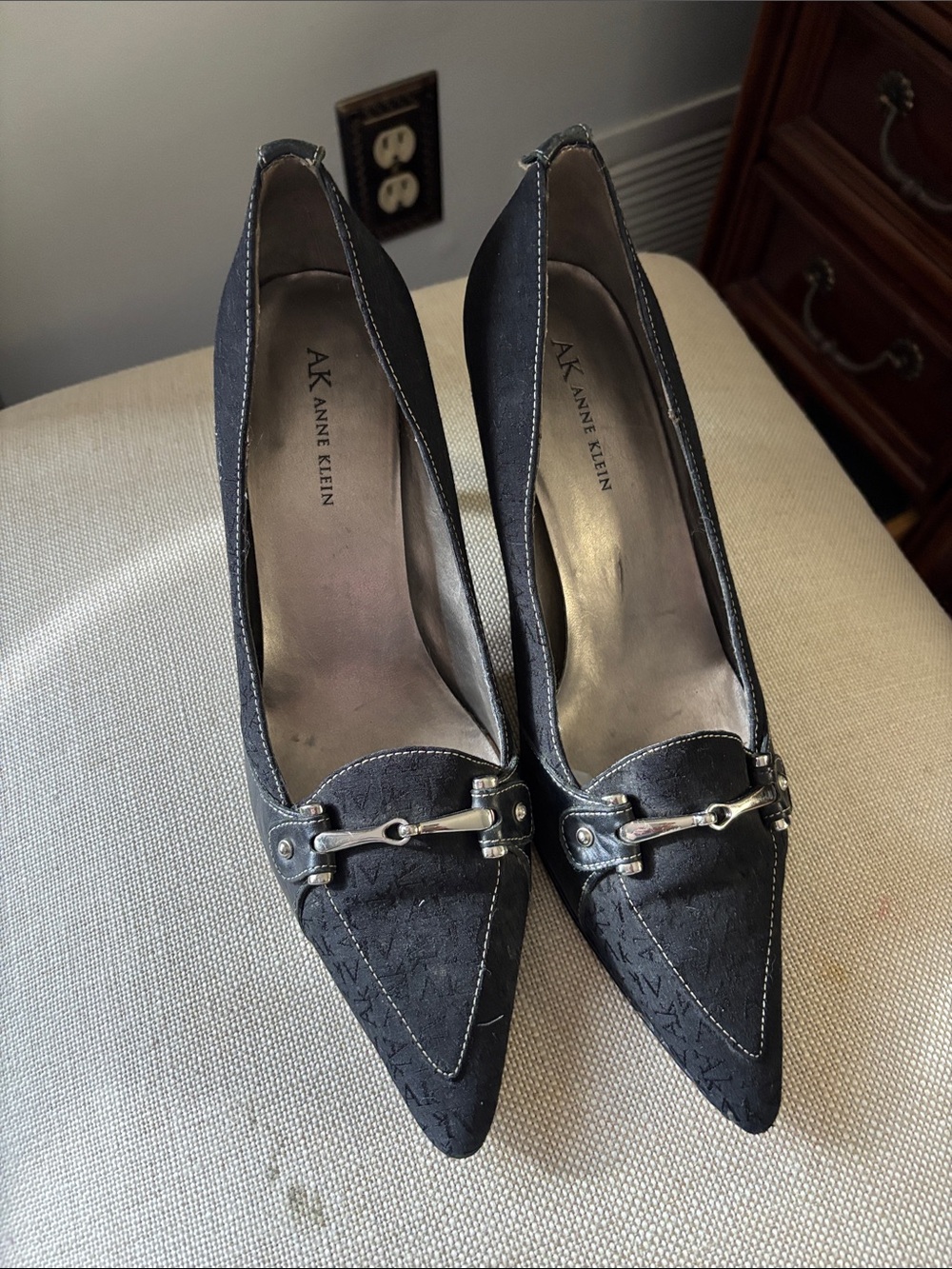 Anne Klein Black Pointed Toe Heels with Silver Bit